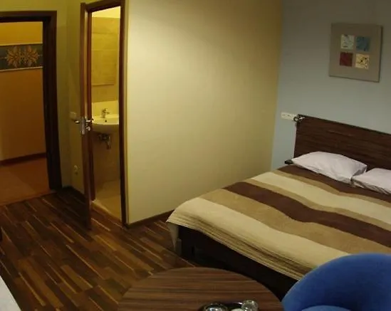 Hotel Darnitskiy Kiev 2*, Κίεβο